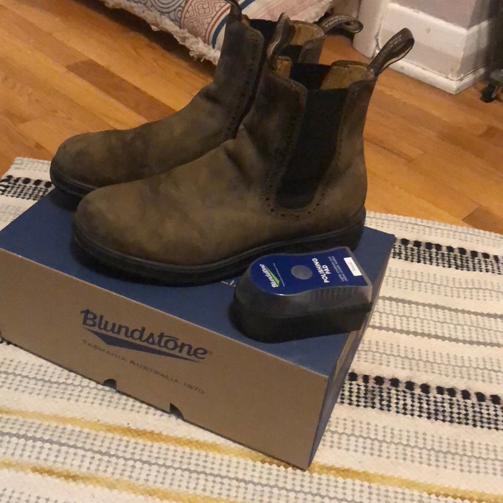 Rustic Brown Blundstones 1351 series